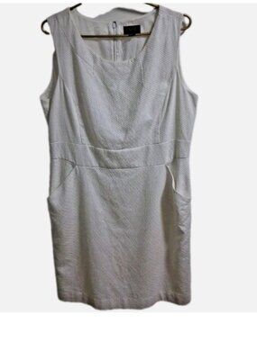 Pure Collection Shealth White Dress Size 14-16 Plus Embossed Cotton Cottagecore